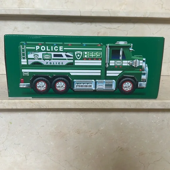 Hess 2023 Police Truck & Cruiser -Brand New in Box SOLD OUT ON WEBSITE - Picture 6 of 16